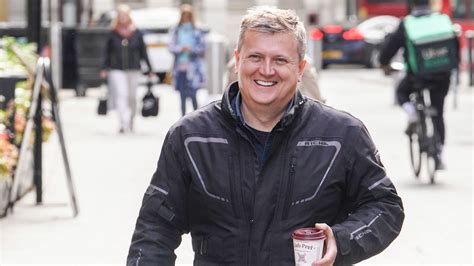 Aled Jones threatened with machete and forced to hand over